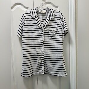 Ninexis two piece stripe pajama in size medium